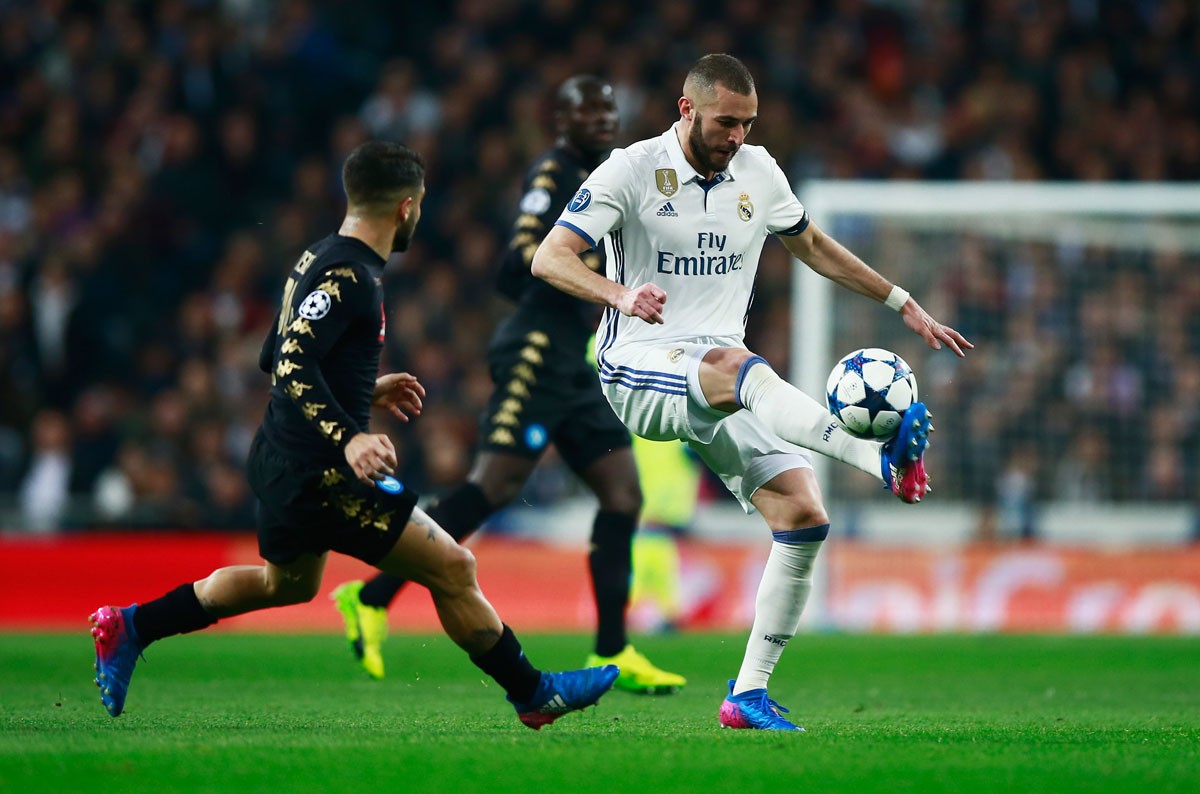 -那不勒斯逆转乌拉圭，本泽马关键制胜